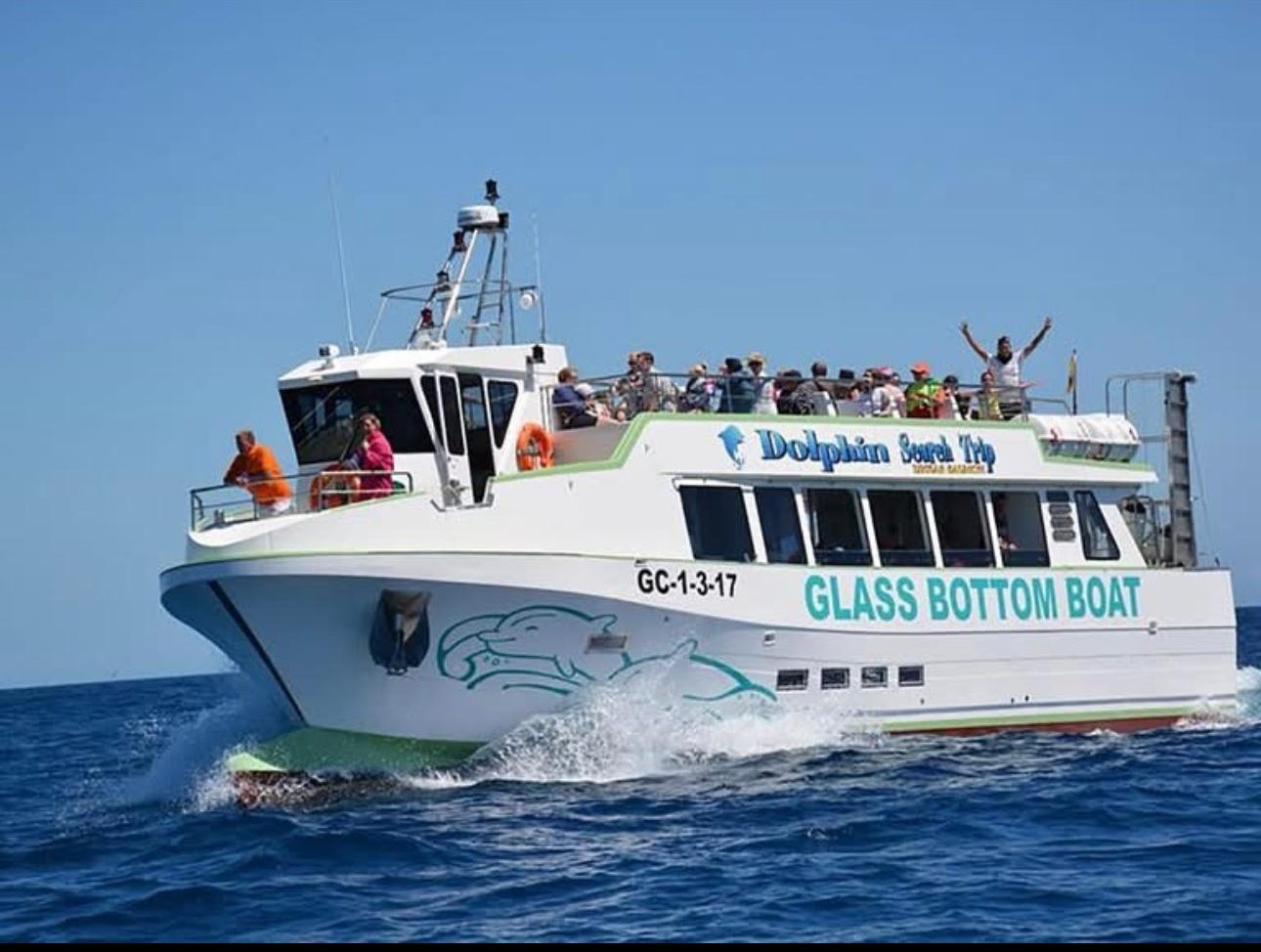Explora Mogán y Puerto Rico por mar en barco